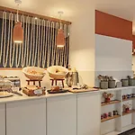 Hotel Kyriad Dax - Paul Les Dax 3*