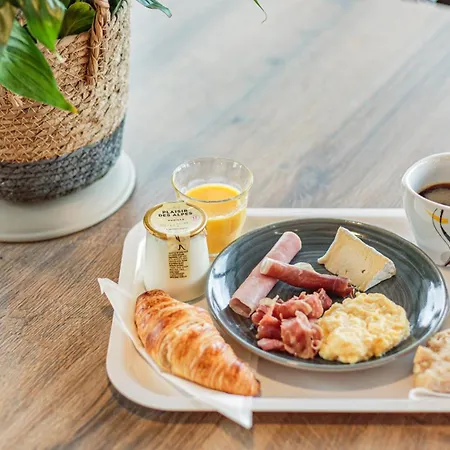 Kyriad Dax - Paul Les Dax Otel