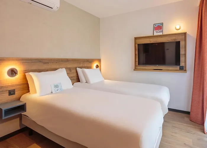 Kyriad Dax - Paul Les Dax 3* Saint-Paul-lès-Dax