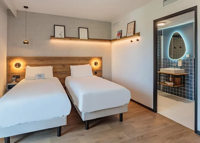 Kyriad Dax - Paul Les Dax Сент-Пол-ле-Дакс