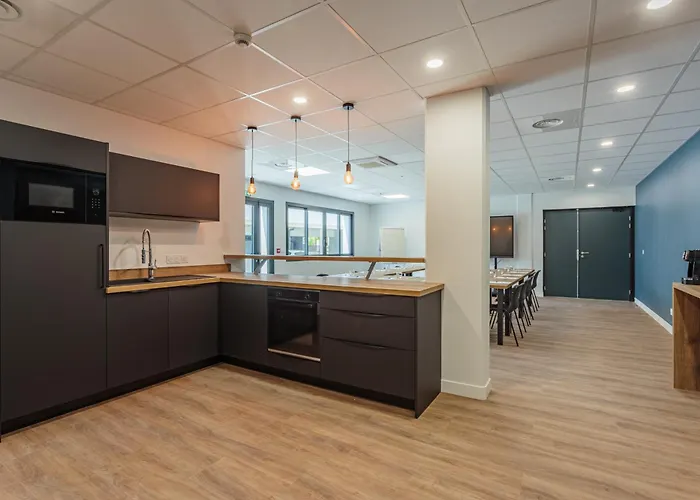 Отель Kyriad Dax - Paul Les Dax Сент-Пол-ле-Дакс